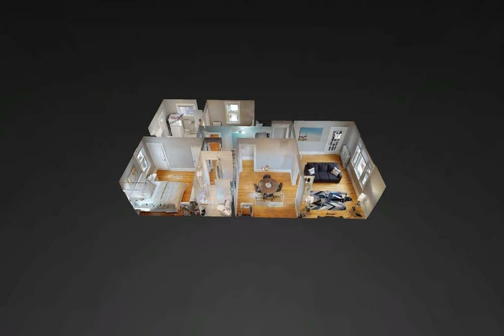 Apartamento Bright, Clean, Private. In The Heart Of Downtown! Parking, Wi-Fi And Netflix Included Otawa Exterior foto